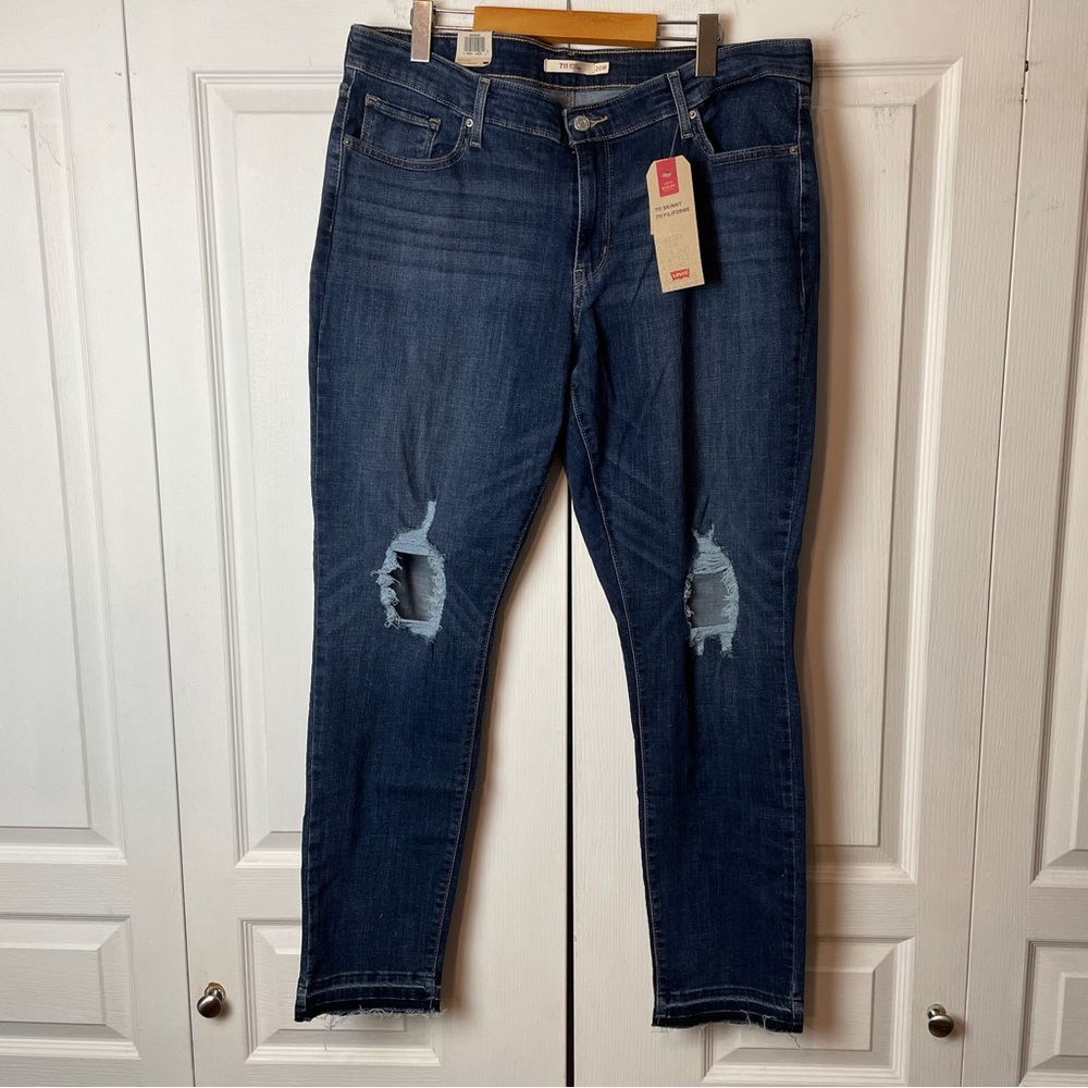 Skinny Leg Levi’s PLUS SIZE 20W